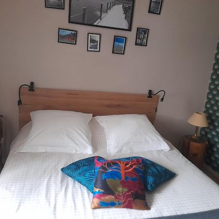 Aux Glycines Bed and Breakfast Marcilly-Ogny Buitenkant foto